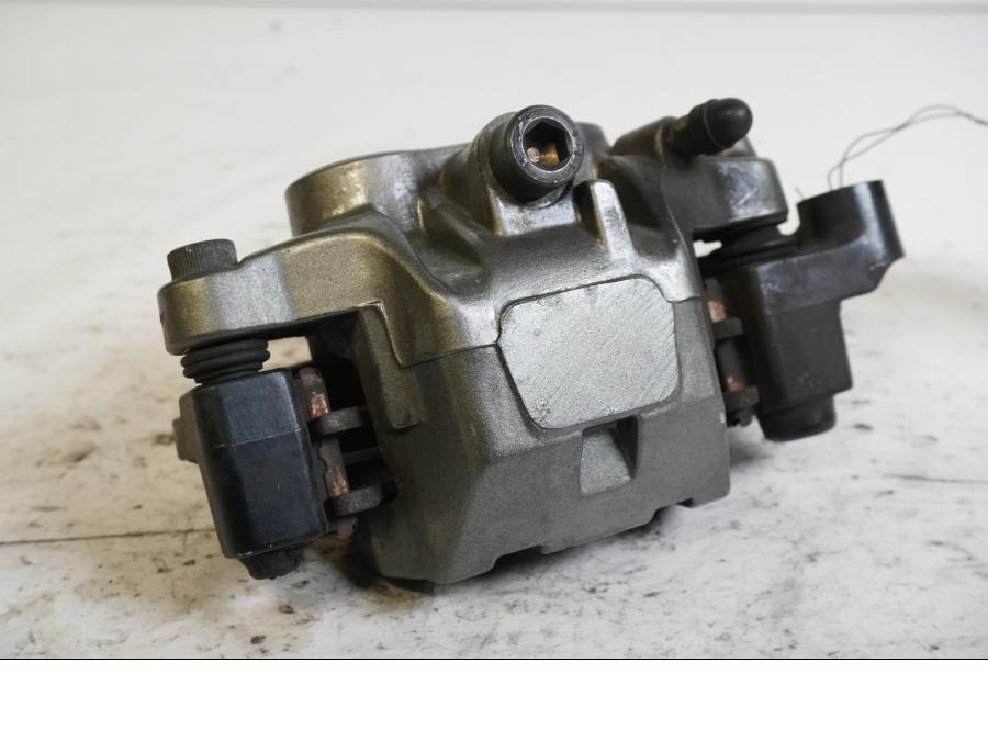 Baksidan på Bromsok från en Yamaha XV 125 -1998 motorcykel.