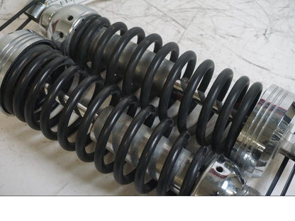 Höger sida på Stötdämpare från en Yamaha V-MAX 1200 -1997 motorcykel.