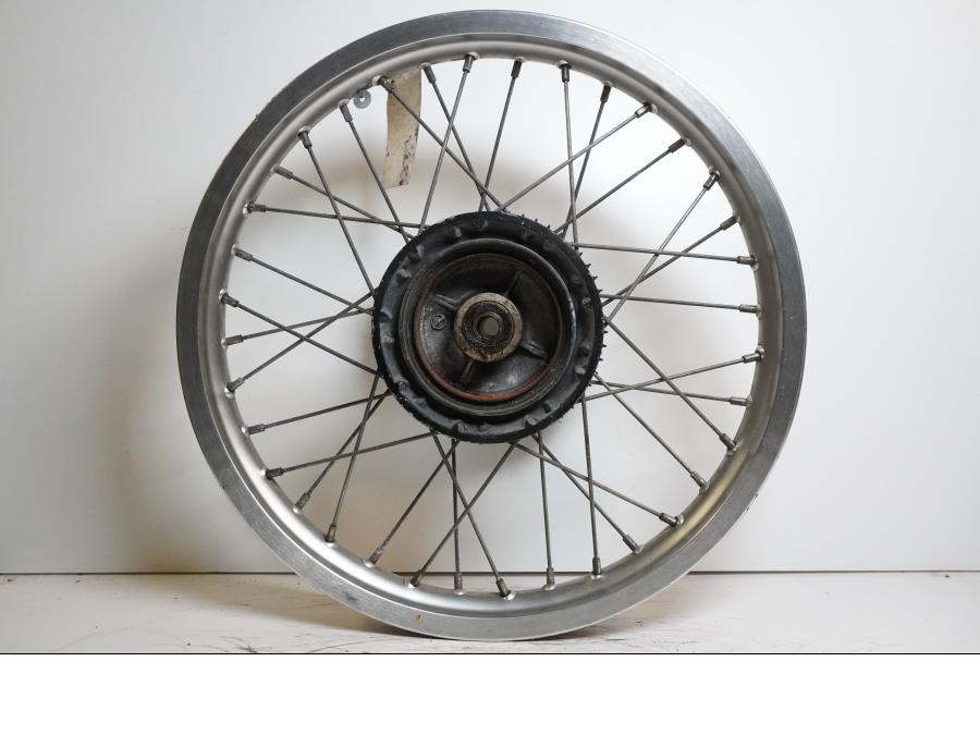 Extrabild1 på Fälg från en Honda XL 125 R -1998 motorcykel.