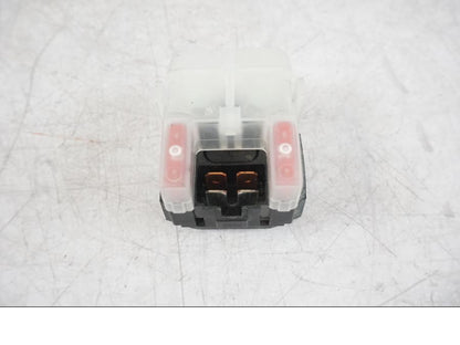 Baksidan på Startrelä från en Yamaha MT-09 -2016 motorcykel.