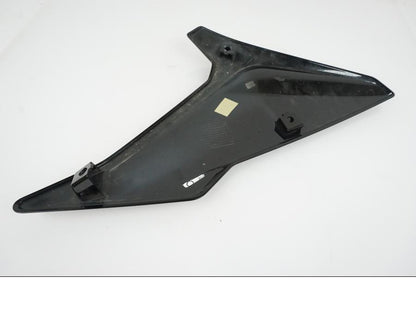 Höger sida på Sidkåpa från en BMW S 1000 R -2018 motorcykel.