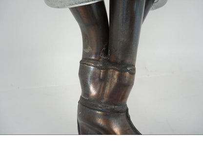 Snett uppifrån på Avgassystem från en Yamaha MT-09 Tracer -2021 motorcykel.