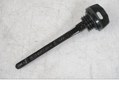 Framsidan på Oljelock från en BMW F 750 GS -2020 motorcykel.