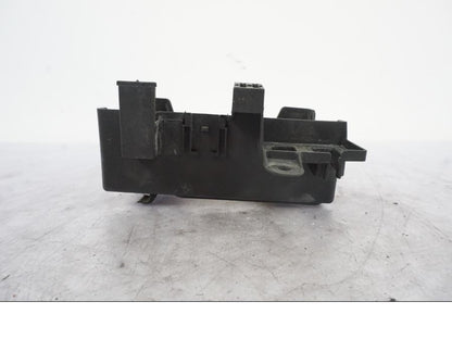 Vänster sida på Batterihållare från en KTM 690 SMCR -2016 motorcykel.