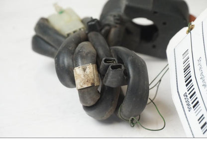 Snett nerifrån på Styrelreglage från en Honda XL 600 V -1989 motorcykel.