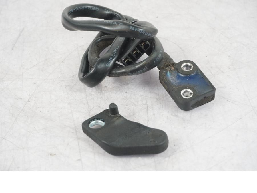 Framsidan på Sidostödsbrytare från en KTM 1290 Super Adventure R -2018 motorcykel.