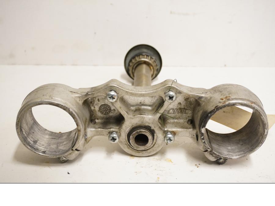 Baksidan på Gaffelkrona från en Husaberg FS 650 E -2008 motorcykel.