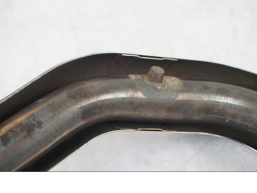 Extrabild3 på Grenrör från en Yamaha XVS 1100 -2000 motorcykel.