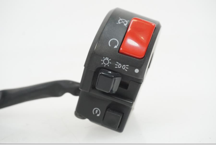 Höger sida på Styrelreglage från en Yamaha XJ 900 -1997 motorcykel.