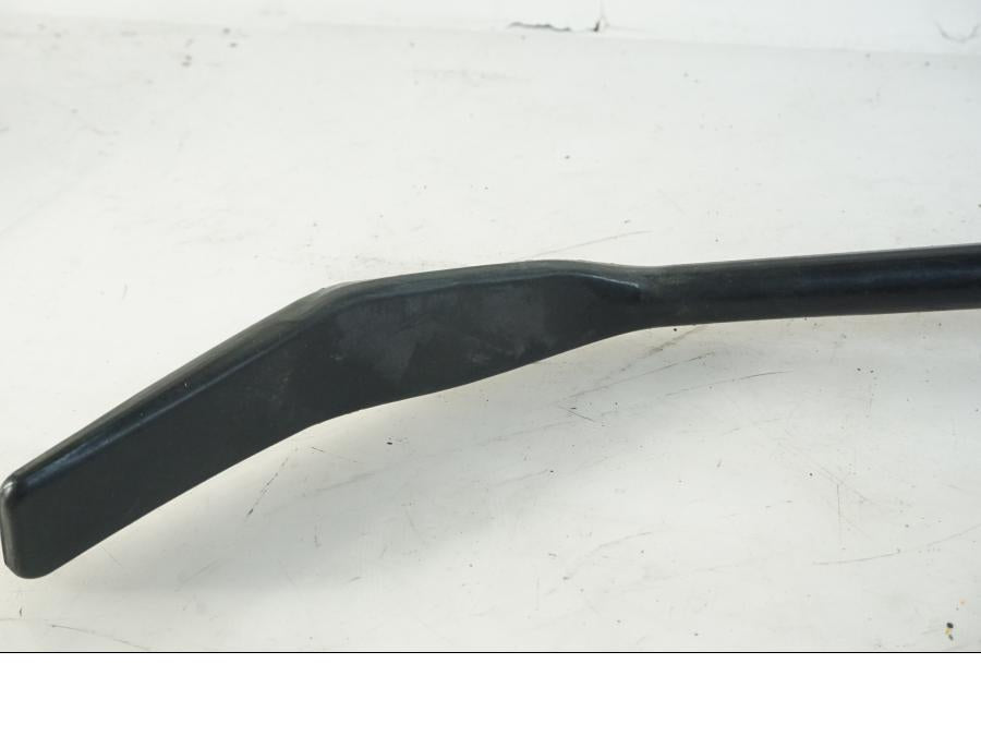 Vänster sida på Sidostöd från en Indian Chieftain Dark Horse -2019 motorcykel.