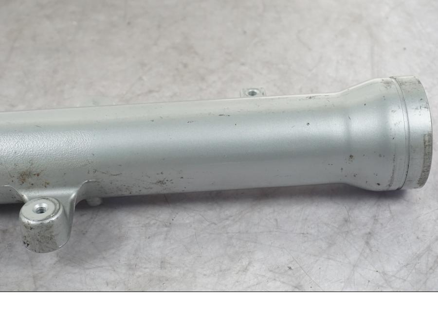 Extrabild2 på Gaffelben från en Suzuki SV 650 S -2005 motorcykel.