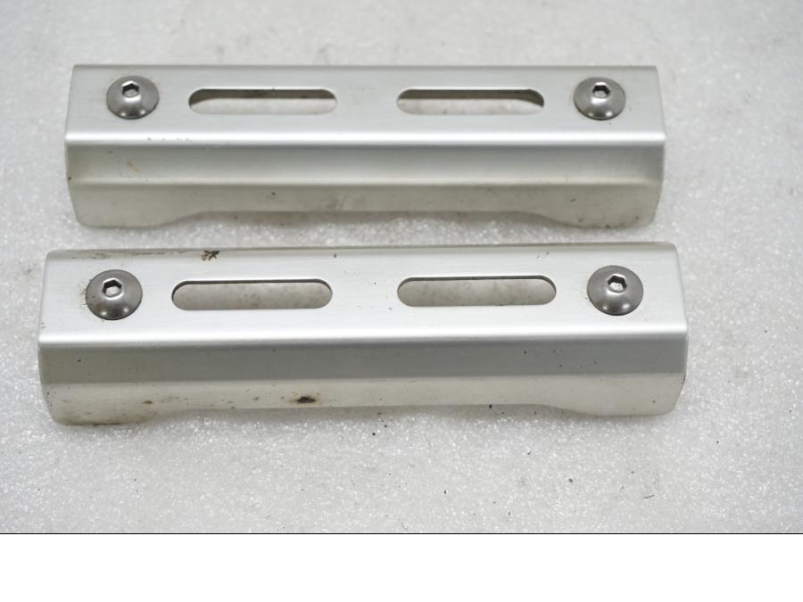 Framsidan på Vattenkyldekor från en Kawasaki ZX-9R -1994 motorcykel.