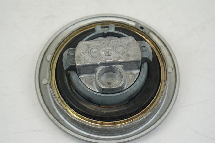 Extrabild4 på Låssats från en Honda XL 1000 V -1999 motorcykel.