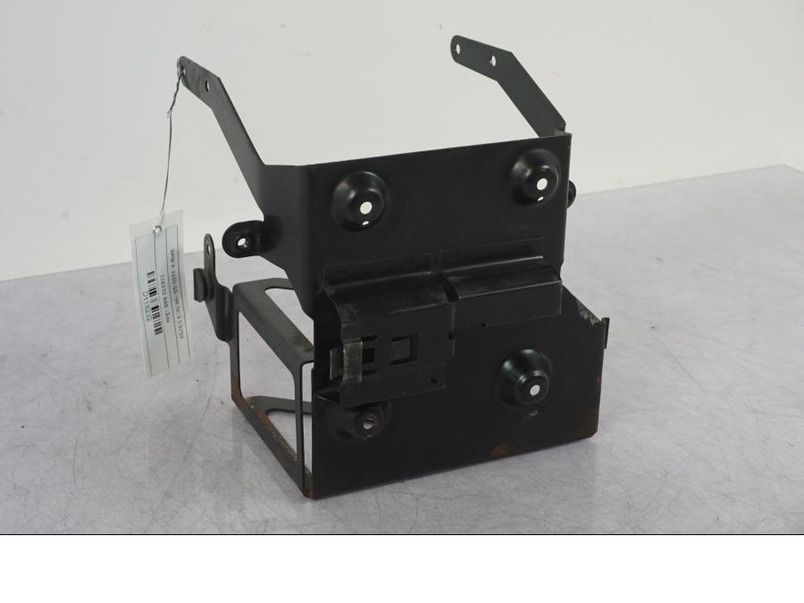 Vänster sida på ABS Låda från en BMW R 1100 GS -1998 motorcykel.