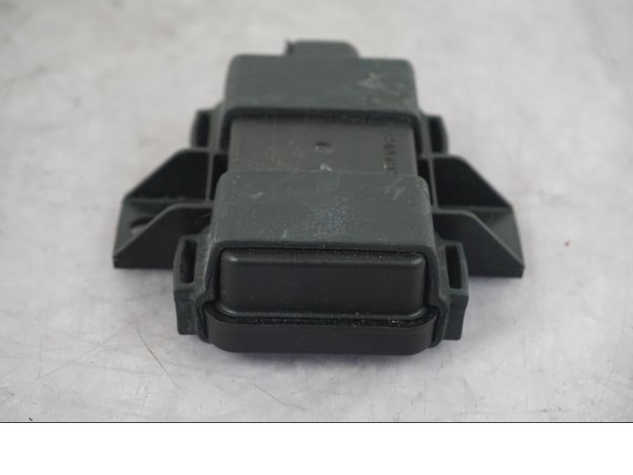 Höger sida på RDC Styrenhet från en KTM 1290 Super Duke R -2022 motorcykel.