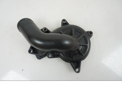 Framsidan på Vattenpump från en KTM 1290 Super Duke R -2021 motorcykel.