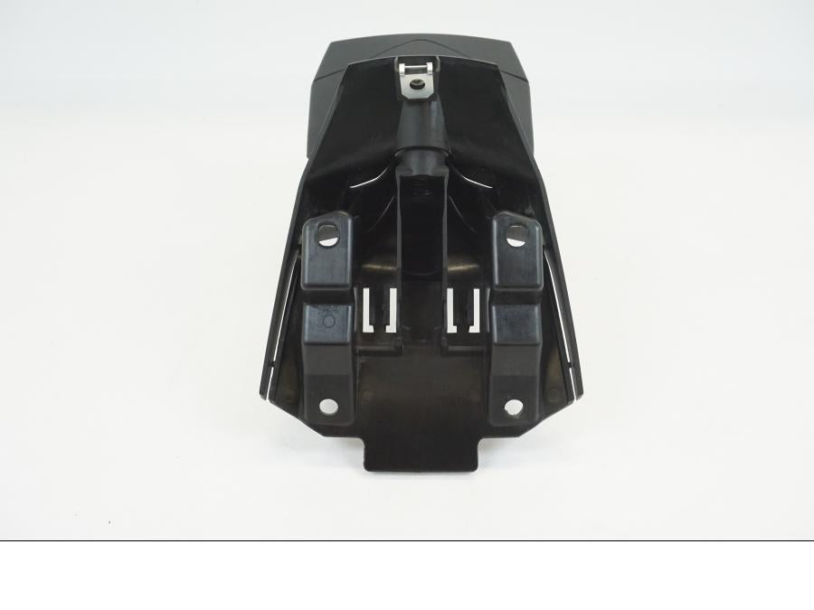 Höger sida på Skylthållare från en BMW S 1000 XR -2019 motorcykel.