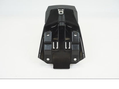 Höger sida på Skylthållare från en BMW S 1000 XR -2019 motorcykel.