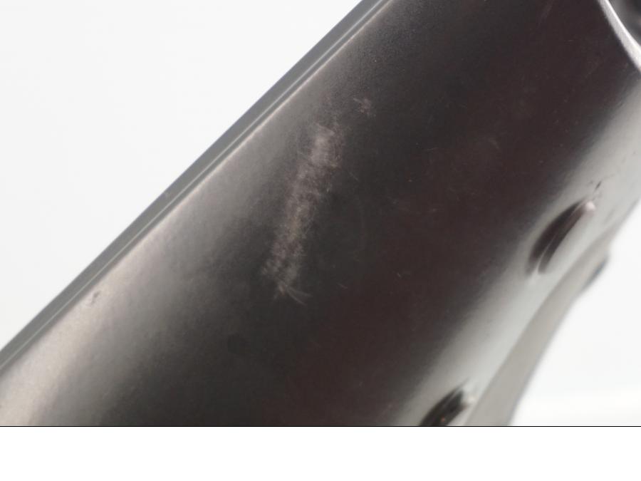 Snett nerifrån på Bakram från en Husqvarna Vitpilen 701 -2018 motorcykel.