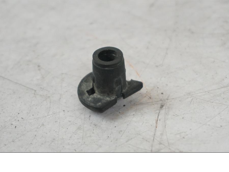 Baksidan på Gaffelbendekor från en BMW R 1200 R -2007 motorcykel.