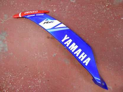 Framsidan på Sidkåpa från en Yamaha YZF R6 -2009 motorcykel.