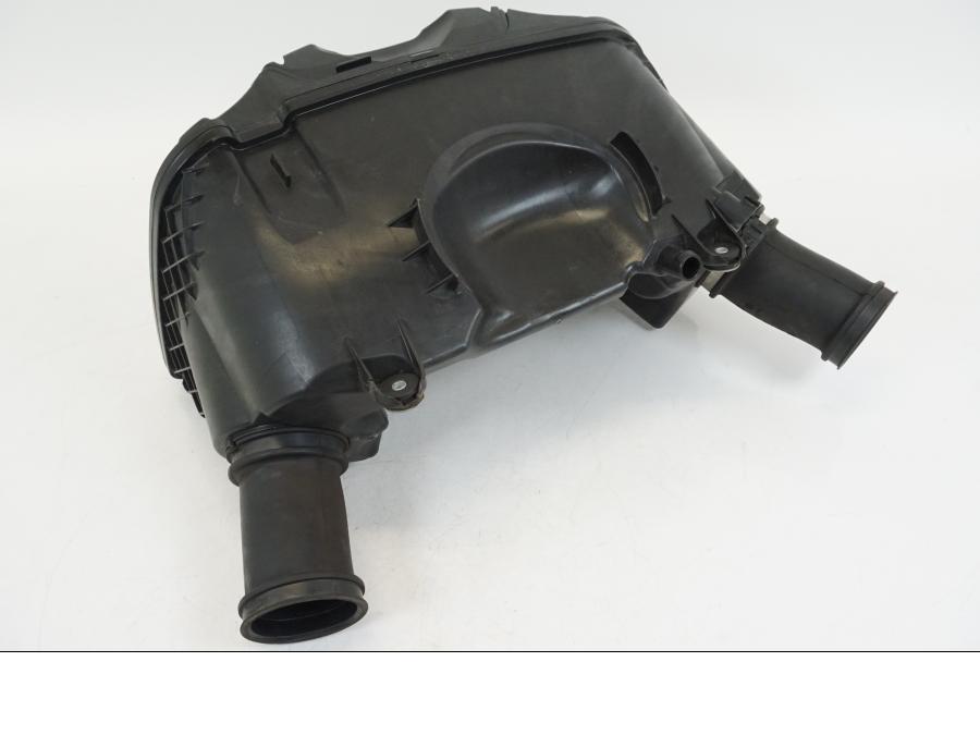 Framsidan på Luftburk från en BMW R 1250 GS -2019 motorcykel.