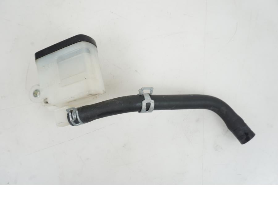 Framsidan på Bromsvätskebehållare från en Suzuki GSX-R 1000 -2007 motorcykel.