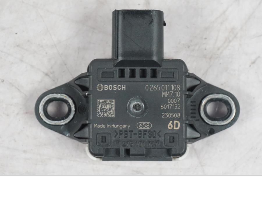 Baksidan på Tilt Sensor från en Ducati Multistrada V4 -2024 motorcykel.