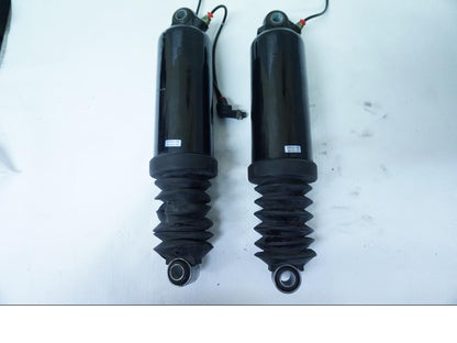 Baksidan på Stötdämpare från en H-D Street Glide FLHX -2009 motorcykel.