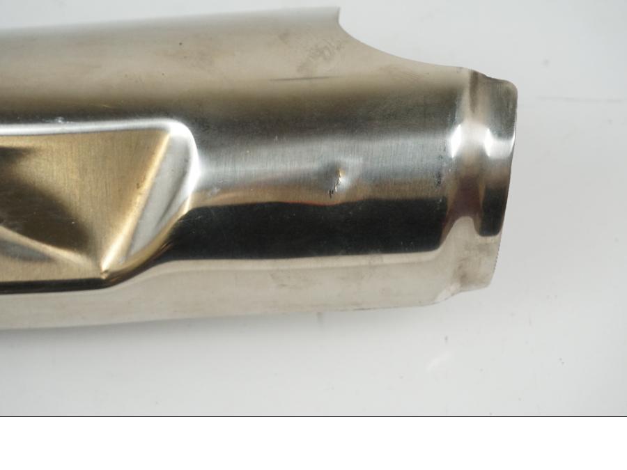 Snett uppifrån på Värmeskydd från en Honda CRF 1000 Africa Twin -2016 motorcykel.