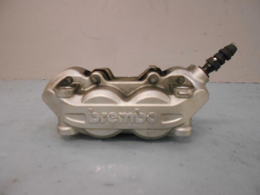 Framsidan på Bromsok från en Ducati Multistrada 1200 -2012 motorcykel.