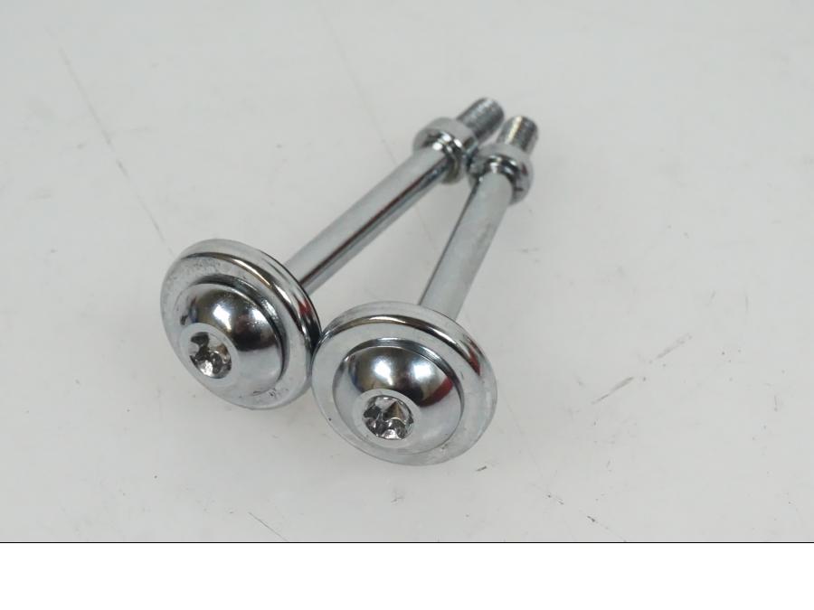 Framsidan på Skruv / Mutter etc från en BMW R Ninet -2017 motorcykel.