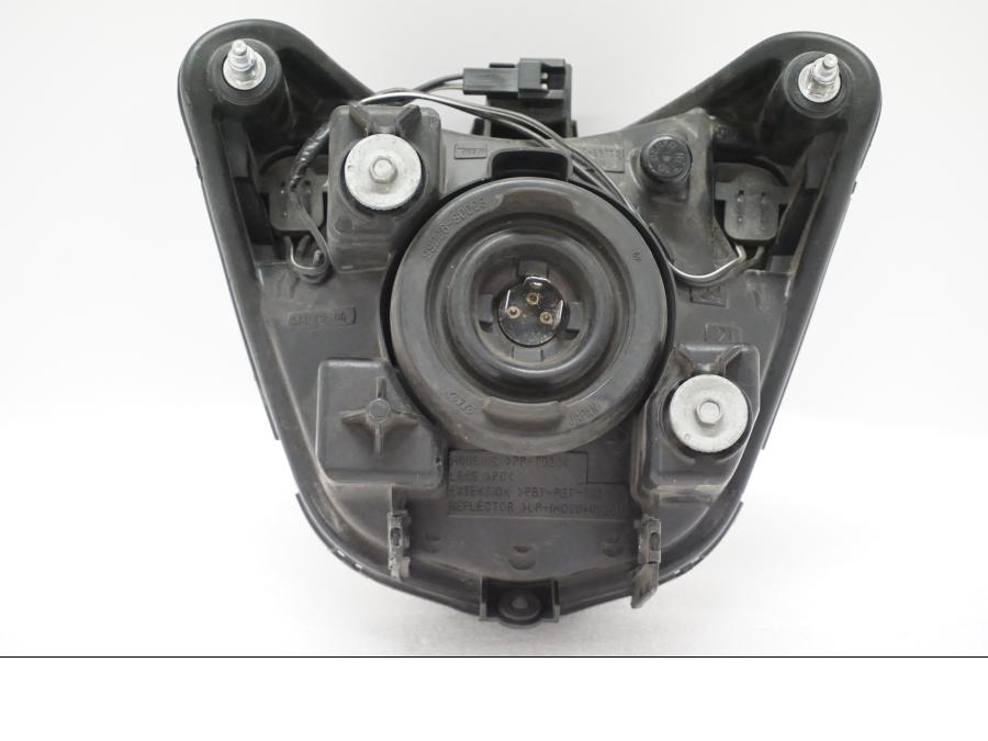 Baksidan på Strålkastare från en Suzuki GSX 1300 BK -2008 motorcykel.