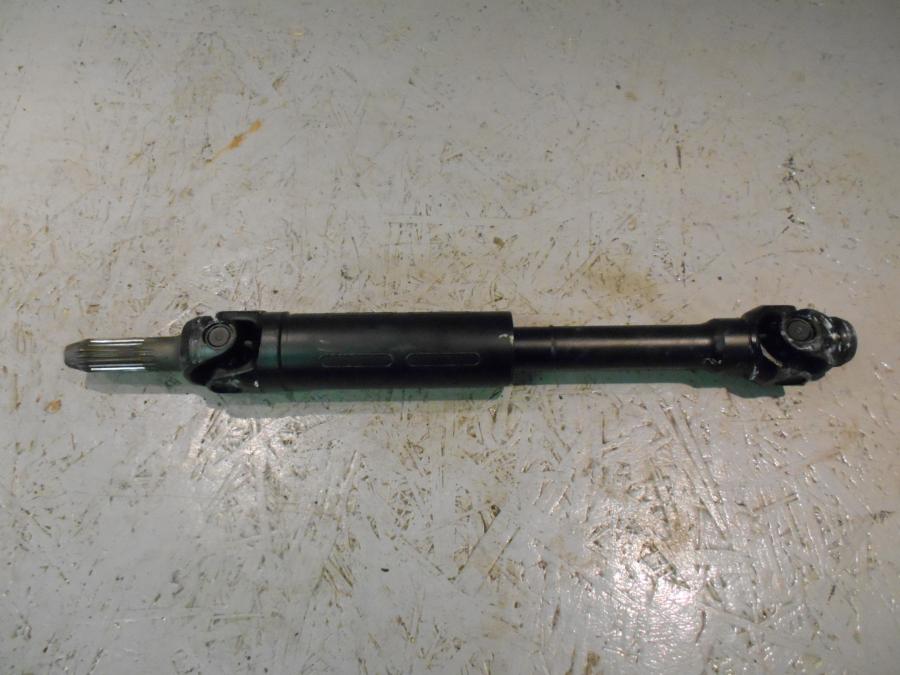 Framsidan på Kardanaxel från en BMW K 1300 R -2009 motorcykel.