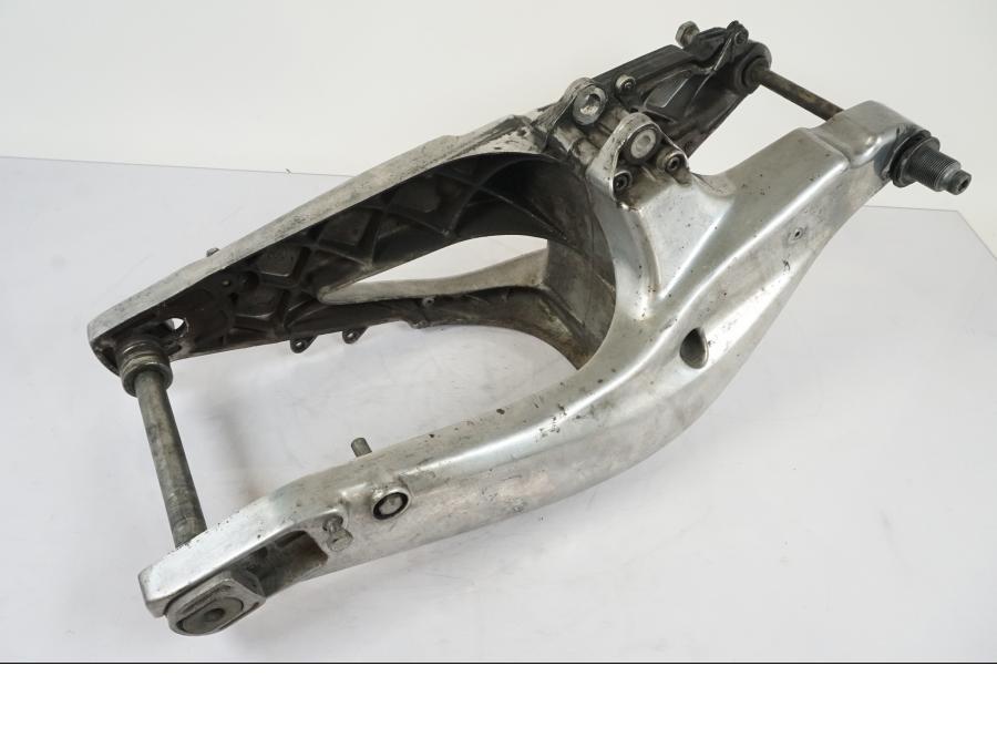 Extrabild4 på Sving från en Aprilia RS 125 -2000 motorcykel.