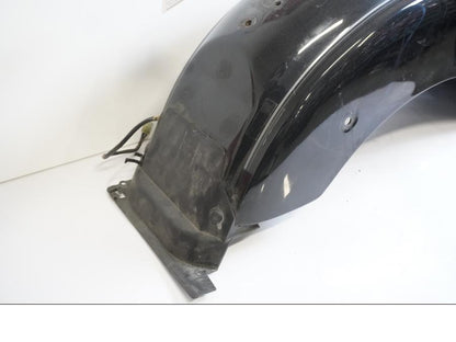 Snett uppifrån på Bakskärm från en Yamaha XVS 1100 -2006 motorcykel.