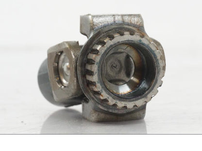 Baksidan på Kardanknut från en Suzuki VZR 1800 -2009 motorcykel.