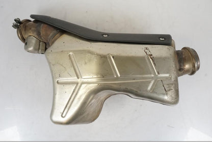 Extrabild1 på Mellanburk från en KTM 1290 Super Duke -2019 motorcykel.