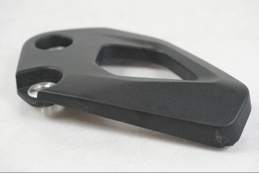 Baksidan på Hälskydd från en BMW R 1250 GS -2021 motorcykel.