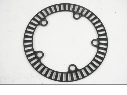 Framsidan på ABS krans från en KTM 1290 Super Duke R -2022 motorcykel.