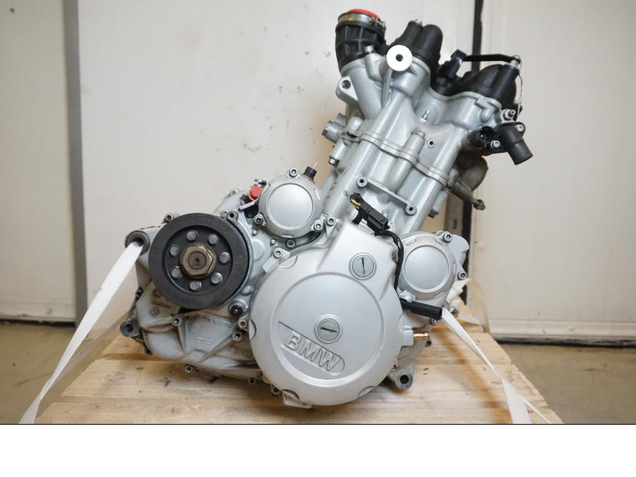 Extrabild1 på Motor från en BMW F 650 CS -2002 motorcykel.