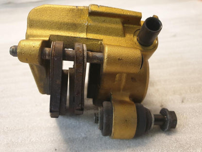 Vänster sida på Bromsok från en Honda CBR 900 RR -2003 motorcykel.