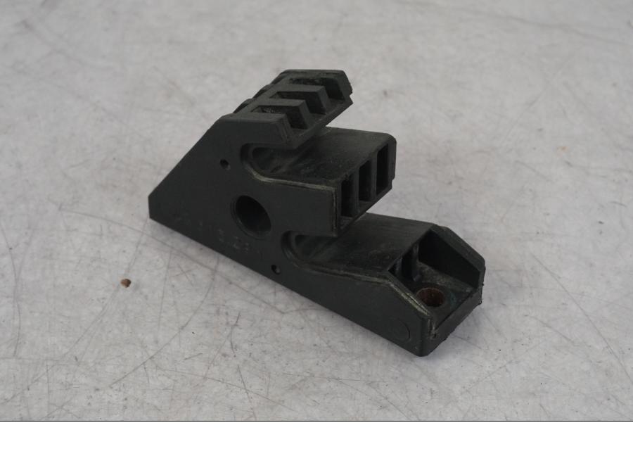 Vänster sida på Sadelfäste från en BMW R 1100 GS -1998 motorcykel.