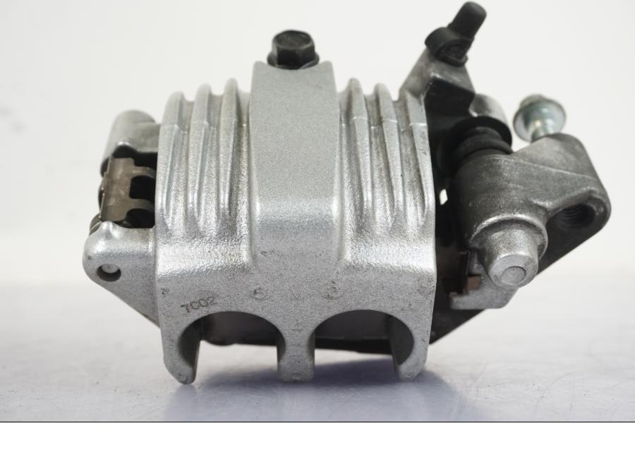 Höger sida på Bromsok från en H-D Sportster 883 XL -2007 motorcykel.