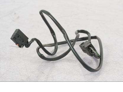 Vänster sida på Bromsljuskontakt från en BMW R 1100 GS -1998 motorcykel.