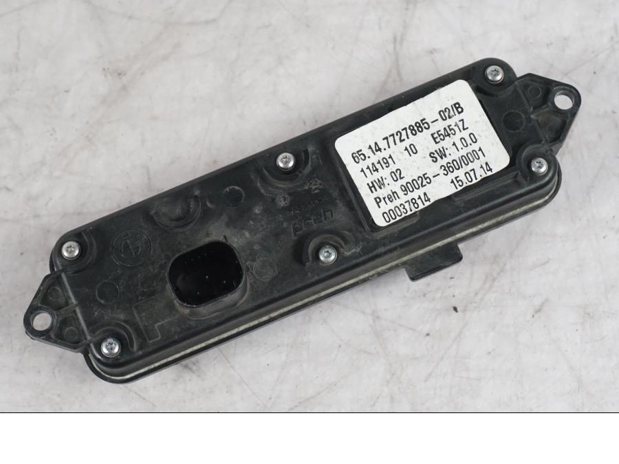 Vänster sida på Radio från en BMW K 1600 GTL -2015 motorcykel.