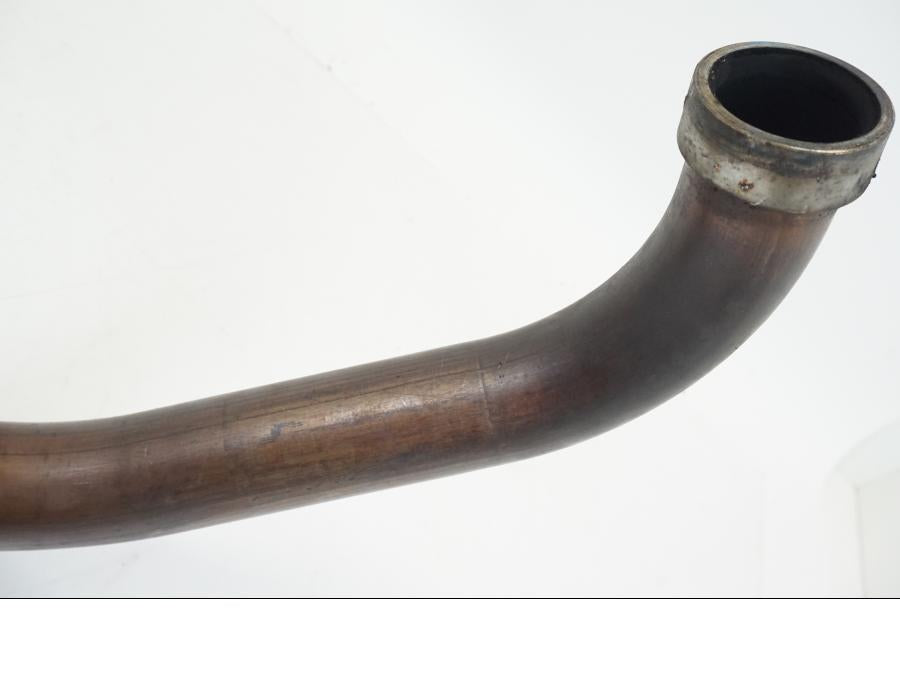 Snett nerifrån på Grenrör från en Honda XL 1000 V -1999 motorcykel.