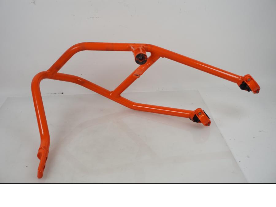 Höger sida på Motorskyddsbåge från en KTM 1290 Super Adventure R -2020 motorcykel.