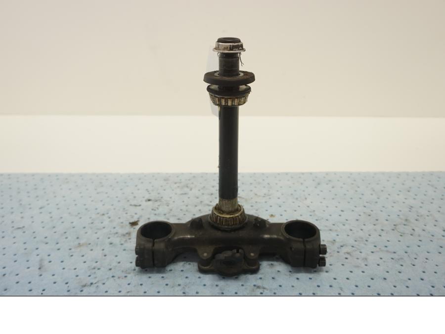 Framsidan på Gaffelkrona från en BMW F 650 ST -1999 motorcykel.