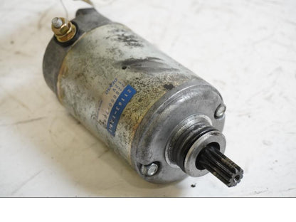 Framsidan på Startmotor från en Kawasaki ZX-9R -1999 motorcykel.